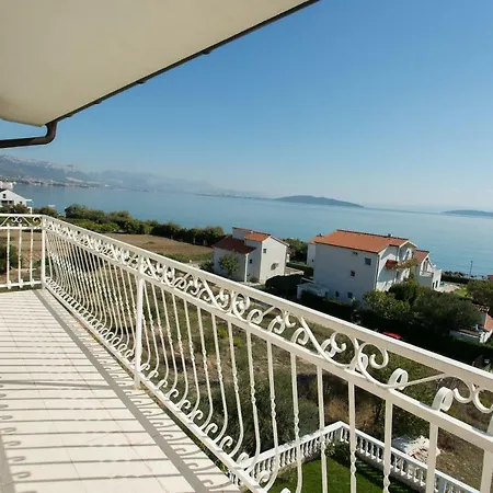 Apartament Rumin *